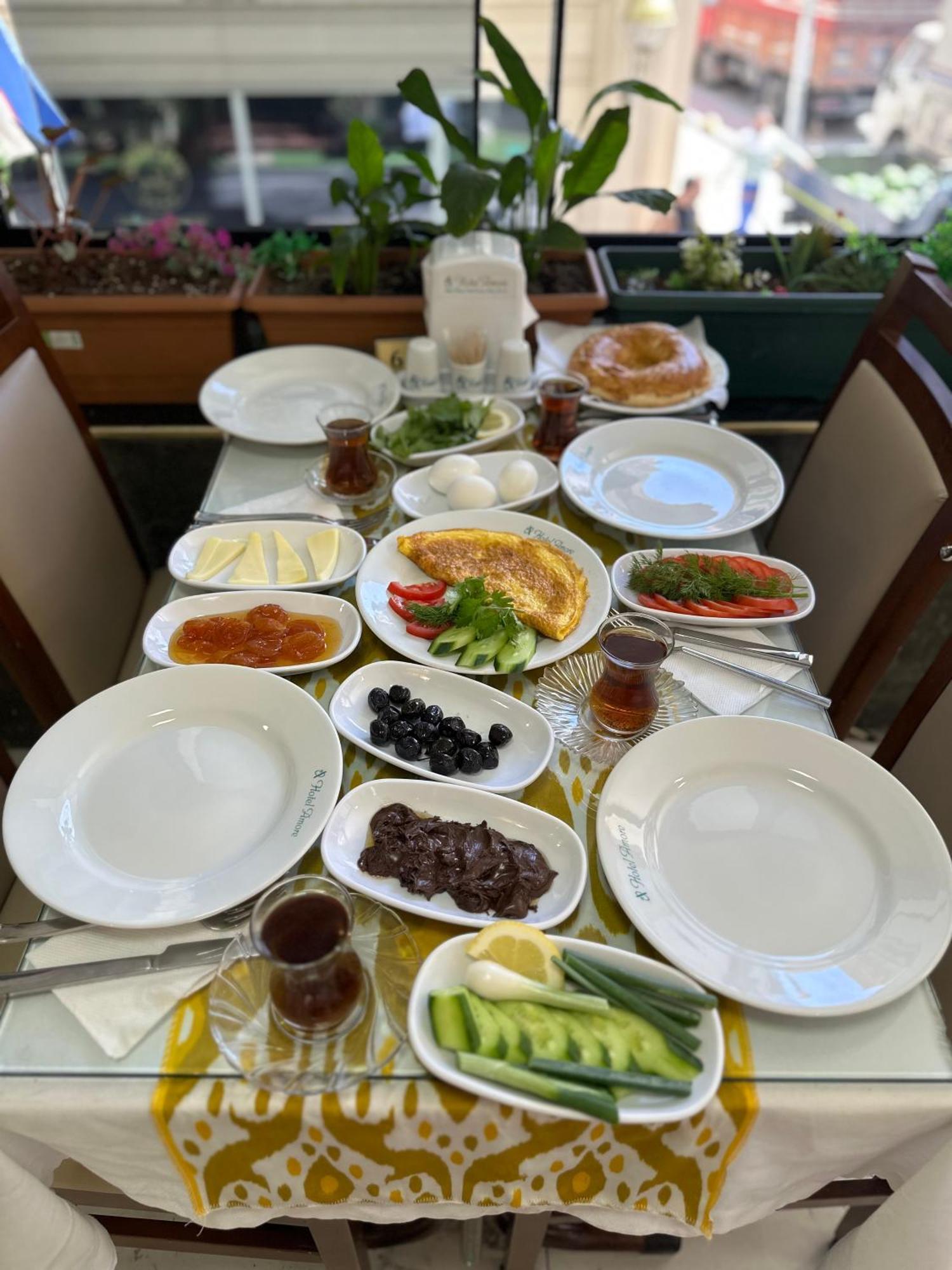 Amore Hotel Istanbul Exterior photo